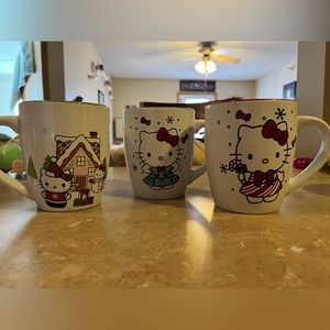 Hello Kitty Christmas mug bundle